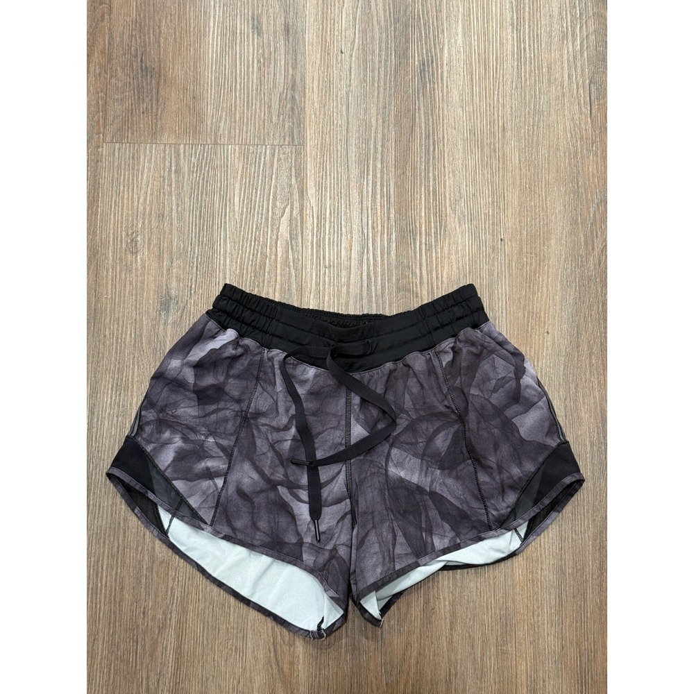 Lululemon Hotty Hot High-Rise Lined Short 4" Tall Grey Black Abstract Print Sz 6